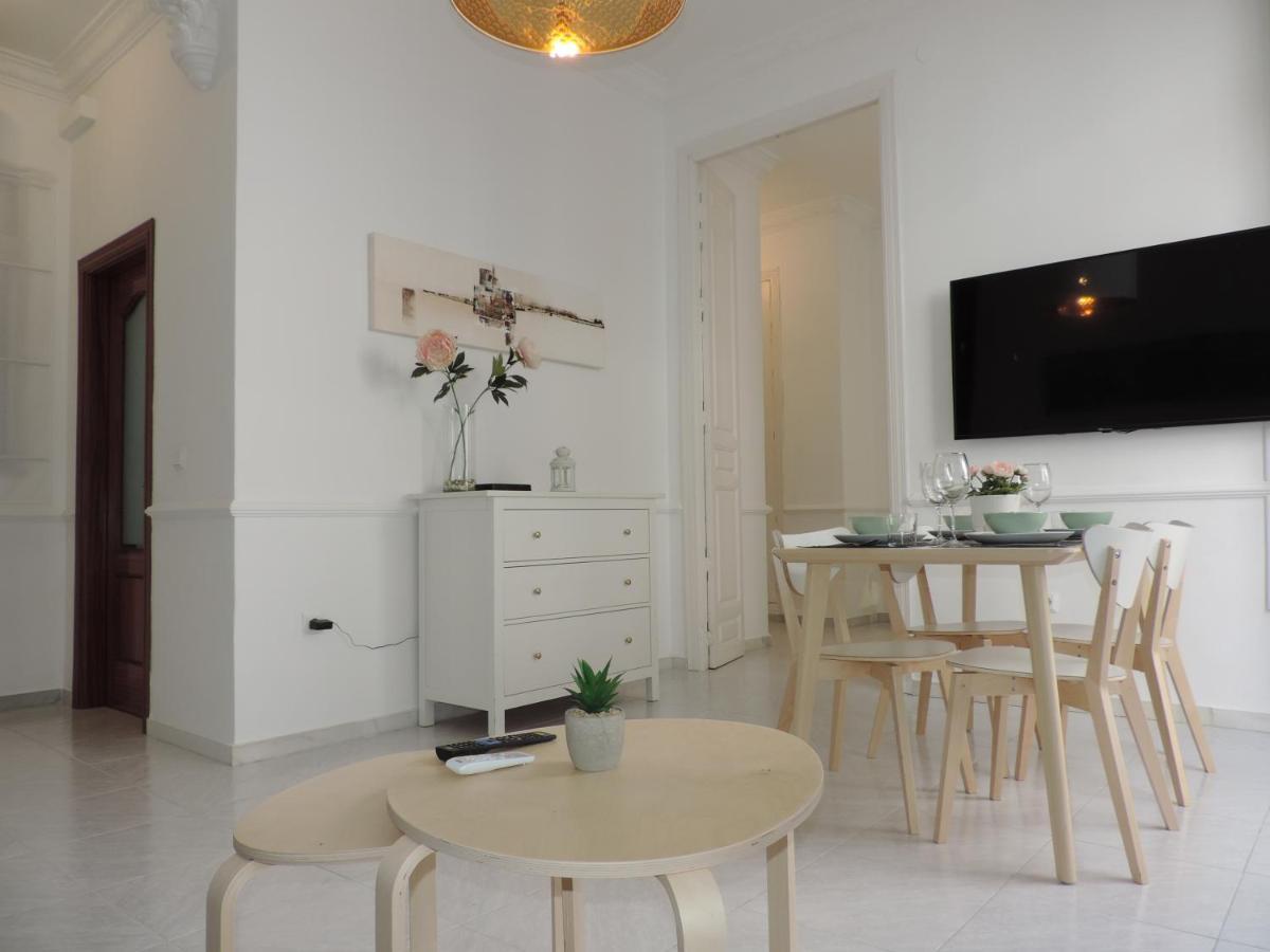 Casita De Santos Apartment Malaga Ngoại thất bức ảnh